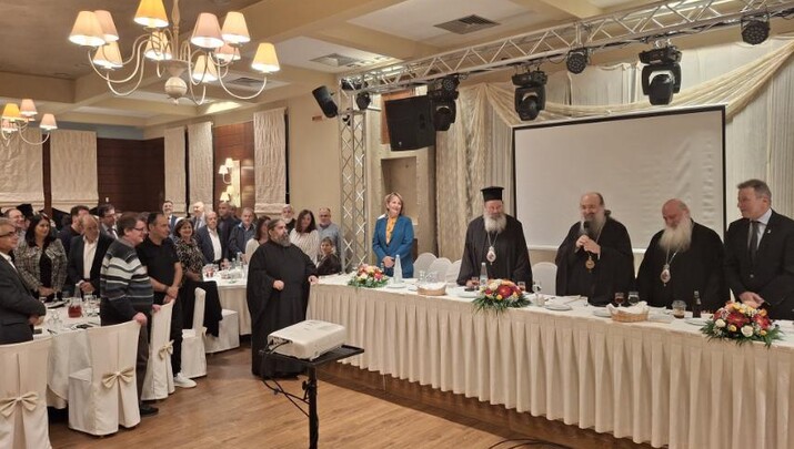 Στυγμιότυπο από το ΔΕΙΠΝΟ ΑΓΑΠΗΣ που πραγματοποιήθηκε στην Πάτρα.