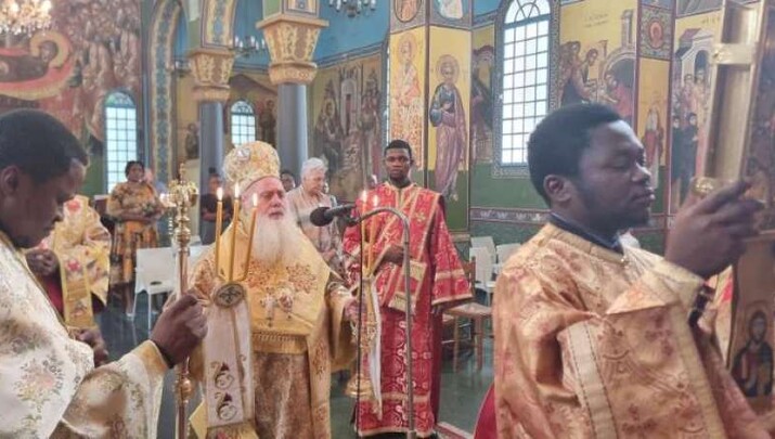 Ο Μητροπολίτης Κινσάσας λειτούργησε στην Ελληνική Κοινότητα Κινσάσας