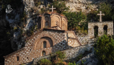 Αλβανία: Τέλος στη μουσουλμανική πλειοψηφία – Άνοδος του Χριστιανισμού