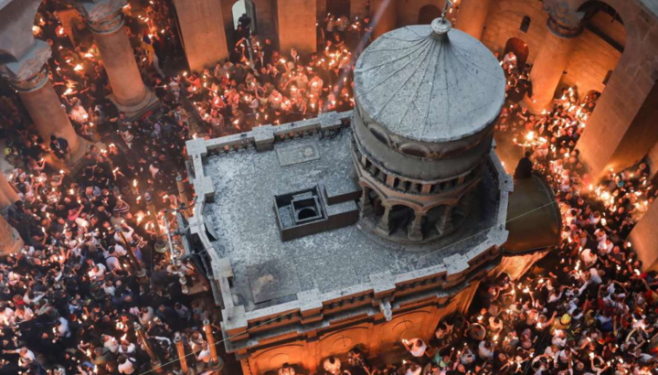 Το Ισραήλ διασφαλίζει την παράδοση του Αγίου Φωτός παρά τις προκλήσεις