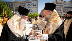 Τη Τιμία Χείρα του Αγίου Δημητρίου Γκαγκαστάθη υποδέχθηκε ο Πειραιάς