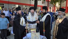 Ο Μητρ. Φλωρίνης ανέγνωσε τον όρκο 160 νέων πυροσβεστών στην Πτολεμαΐδα