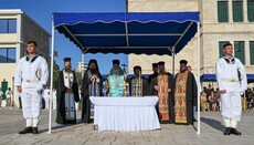 Ο Πειραιώς Σεραφείμ στην ορκωμοσία σημαιοφόρων του Πολεμικού Ναυτικού