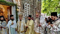 Εορτάσθηκαν οι Άγιοι Ανάργυροι στην Κυνουρία με τους Μητροπολίτες Επιφάνιο και Σεραφείμ