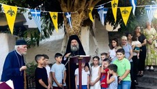 Πλήθος παιδιών και νέων τιμά την Παναγία στο Ρέθυμνο