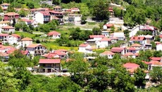 Η Χρυσομηλιά κρατά τους νέους της και δίνει απάντηση στη δημογραφική κρίση