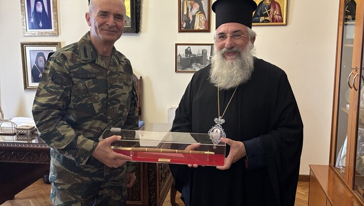Ο Αρχιεπίσκοπος Κρήτης δέχθηκε τον Αρχηγό ΓΕΣ στο Ηράκλειο