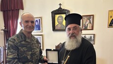 Ο αρχηγός ΓΕΣ επισκέφθηκε τον Αρχιεπίσκοπο Κρήτης στο Ηράκλειο