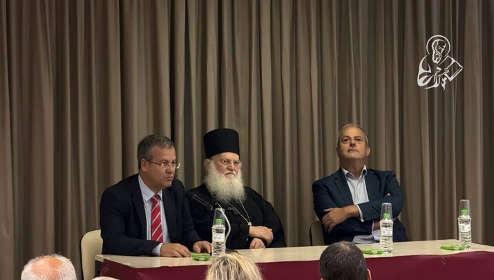 Τα «Μηνύματα της Ερήμου» μετέφερε στη Θεολογική Σχολή ο Γέροντας Εφραίμ