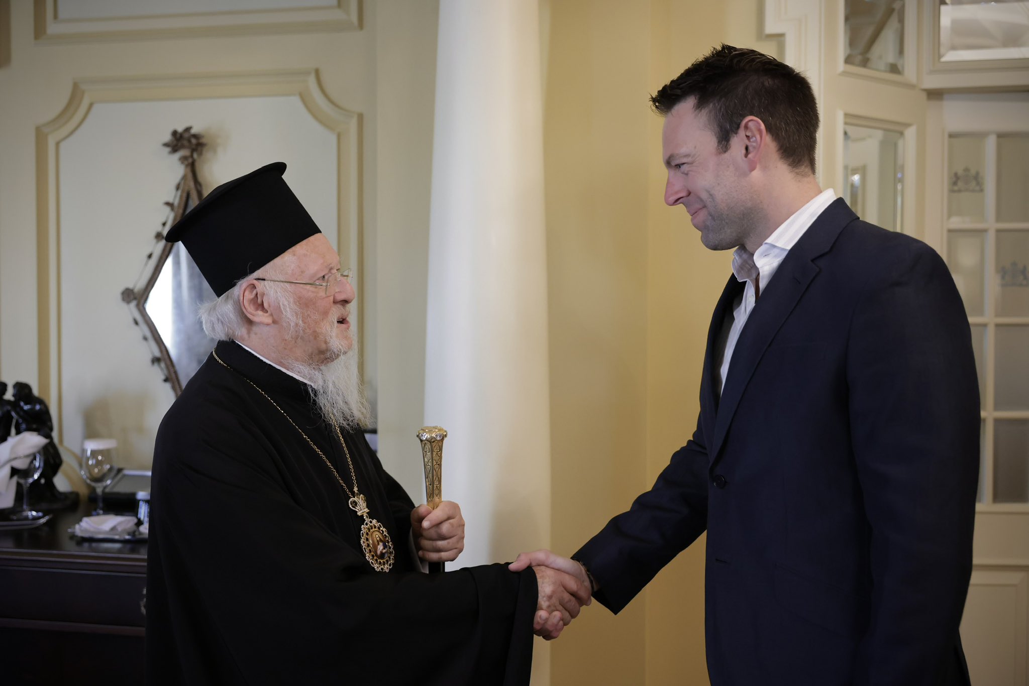 Η αντίδραση του καθολικού κόσμου στην ευλογία των ομόφυλων ζευγαριών φωτογραφία 1
