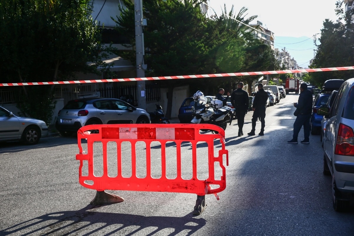 &chi;&epsilon;&iota;&rho;&omicron;.jpeg (404 KB)