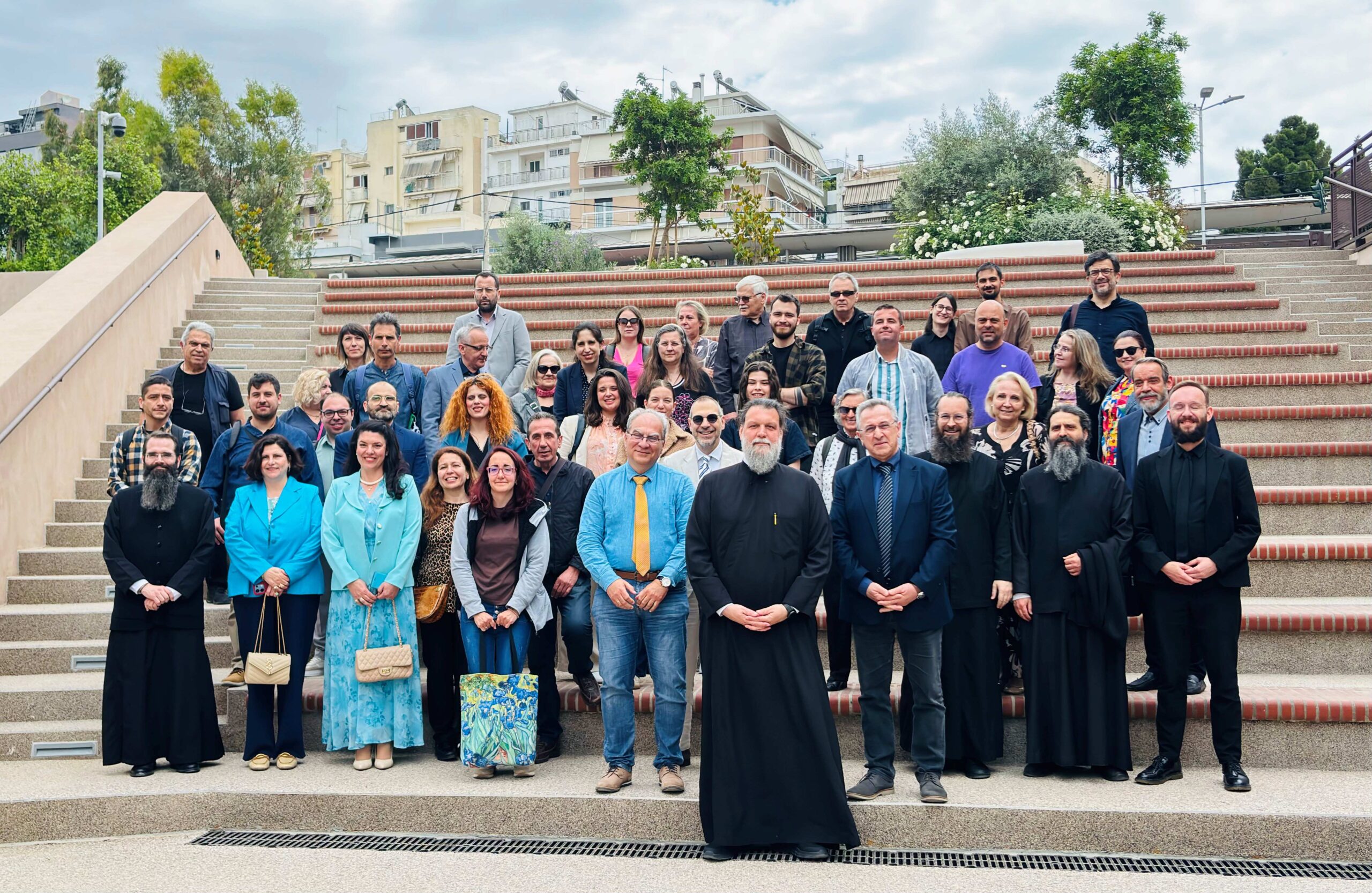 Ημερίδα μεταπτυχιακών του ΕΚΠΑ στο Ιωνικό Κέντρο - μια φωτογραφία 2
