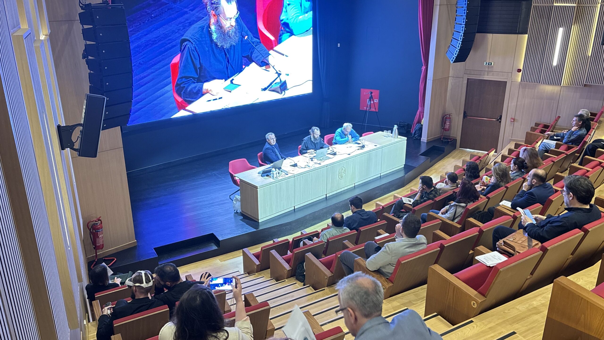 Ημερίδα μεταπτυχιακών του ΕΚΠΑ στο Ιωνικό Κέντρο - μια φωτογραφία 6