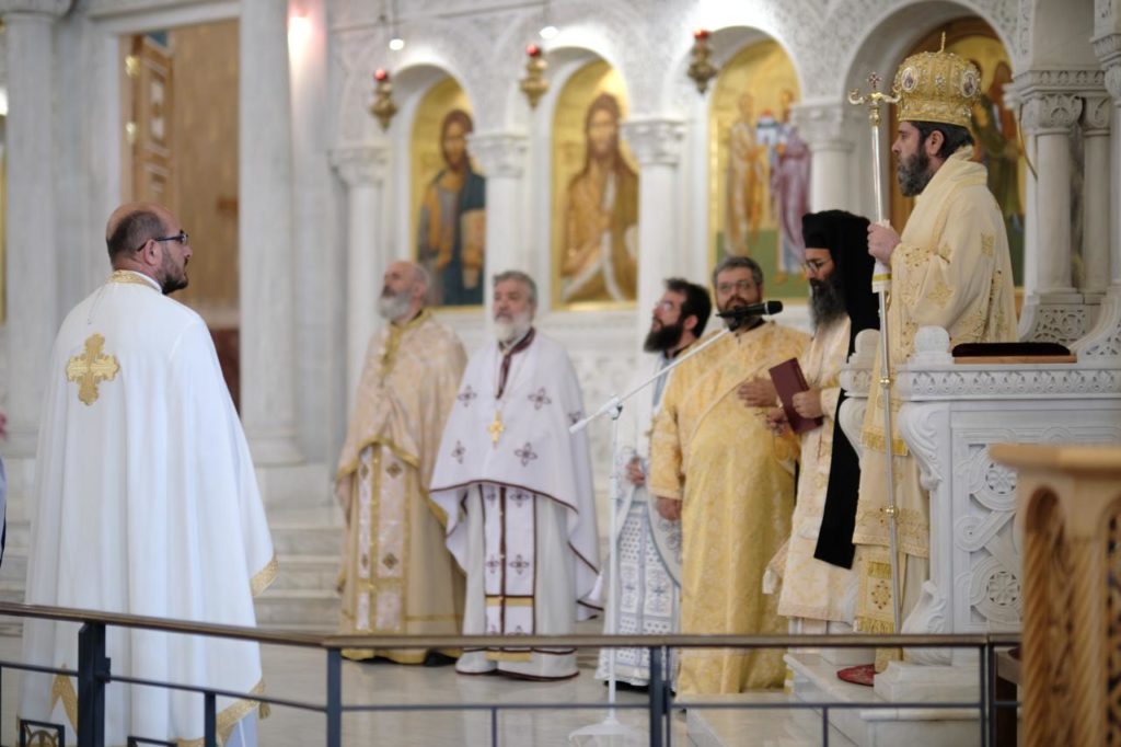 Αρχιεπίσκοπος Αλβανίας Ιωάννης: Θεία Λειτουργία της Πεντηκοστής στα Τίρανα - μια φωτογραφία 8