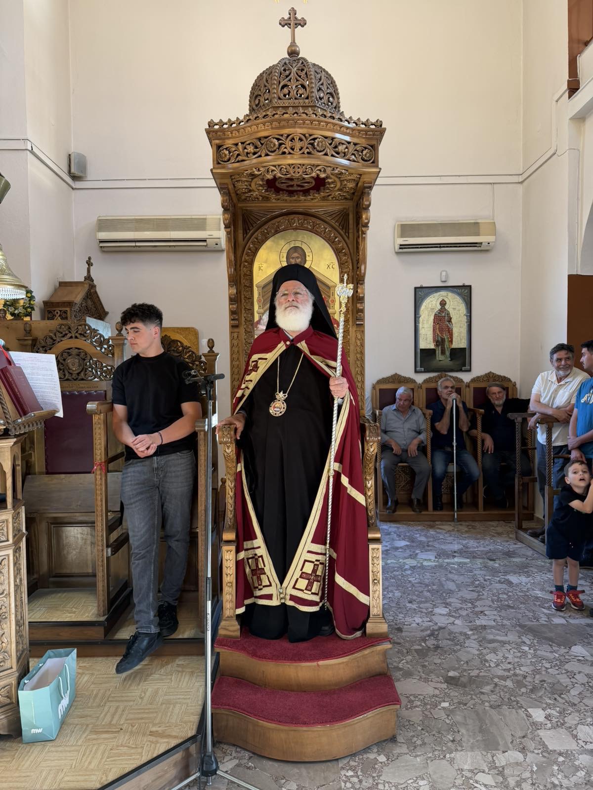Πανηγυρικός Εσπερινός της Αγίας Τριάδος στους Αποστόλους Πεδιάδος - μια φωτογραφία 1