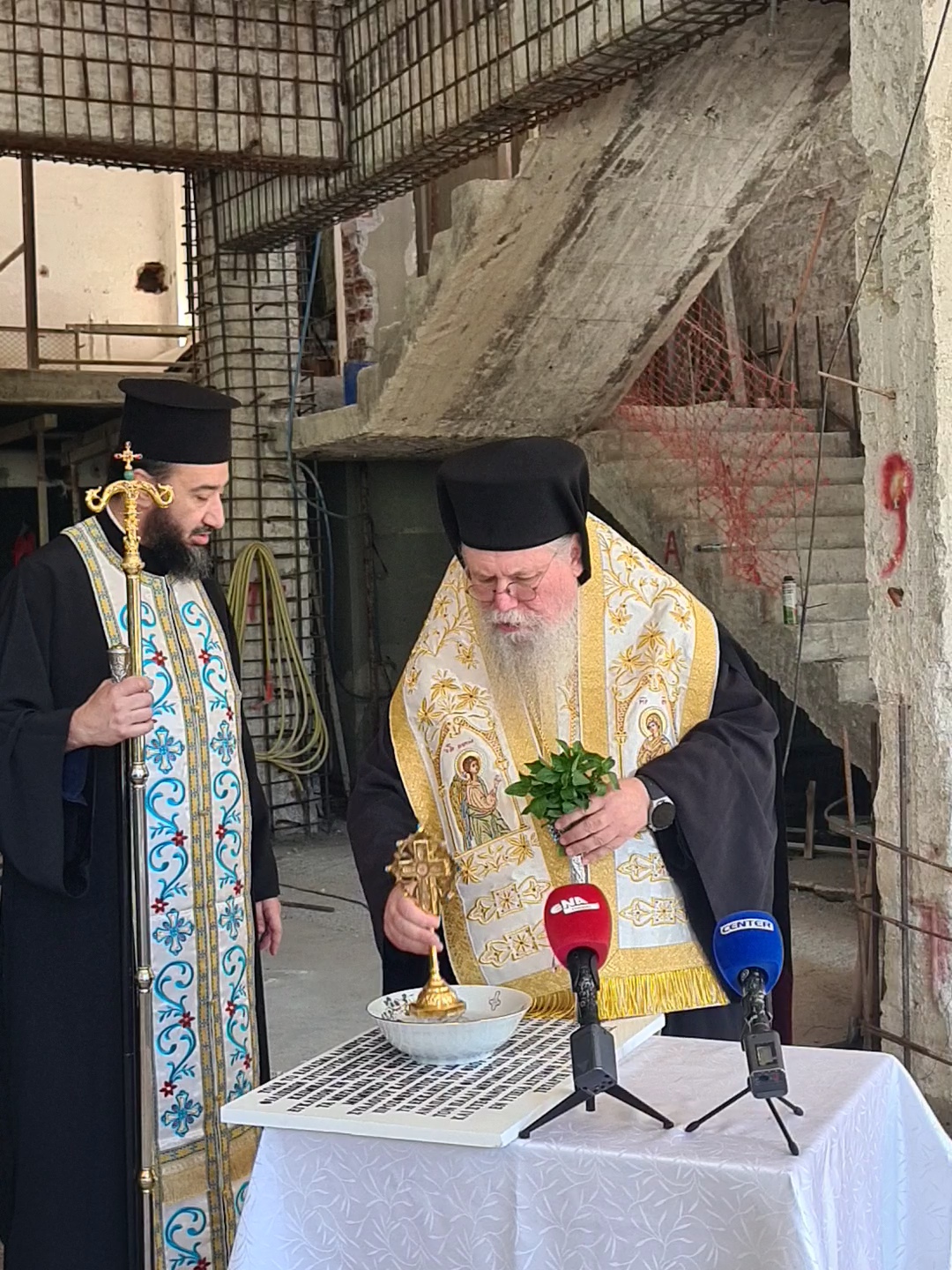 Μητροπολίτης Στέφανος έθεσε θεμέλιο λίθο Κειμηλιαρχείου στην Καβάλα - μια φωτογραφία 3