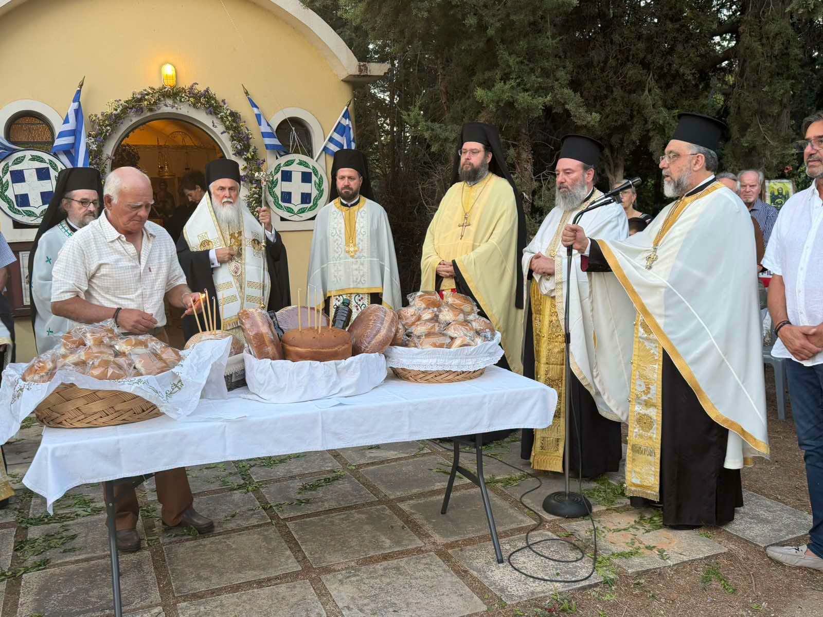 Πανηγυρικός Εσπερινός του Γενεσίου του Τιμίου Προδρόμου στο Μαρούσι - μια φωτογραφία 3