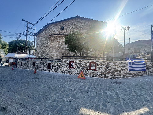 Χειροτονία Διακόνου και λιτανεία στον Άγιο Ιωάννη τον Πρόδρομο Χαλκιδικής - μια φωτογραφία 6