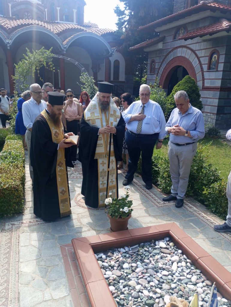 Τρισάγιο στον τάφο του Μητροπολίτη Αυγουστίνου Καντιώτη και έναρξη κατασκήνωσης - μια φωτογραφία 7
