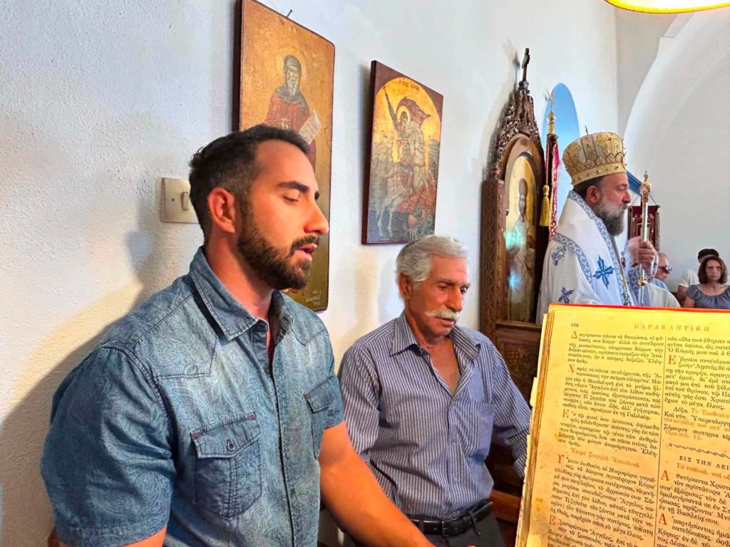 Θεία Λειτουργία στην Ηρακλειά τέλεσε ο Μητροπολίτης Θήρας Αμφιλόχιος - μια φωτογραφία 7