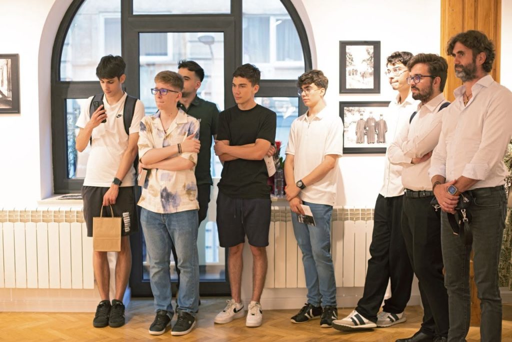 Έκθεση του Princeton για το Άγιον Όρος και τα Μετέωρα στο Βουκουρέστι  - μια φωτογραφία 8