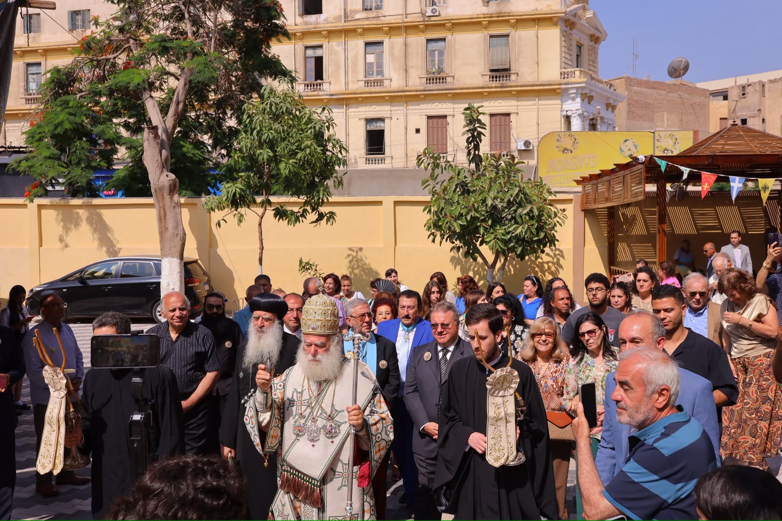 Θυρανοίξια στον Ναό της Υπαπαντής στην Τάντα από τον Πατριάρχη Αλεξανδρείας - μια φωτογραφία 1