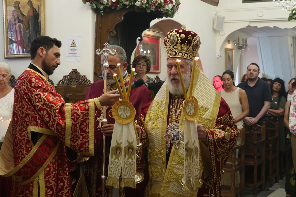 Πανηγύρισε για πρώτη φορά ο ανεγερθείς ναός της Αγίας Κυριακής Μυκόνου - μια φωτογραφία 3