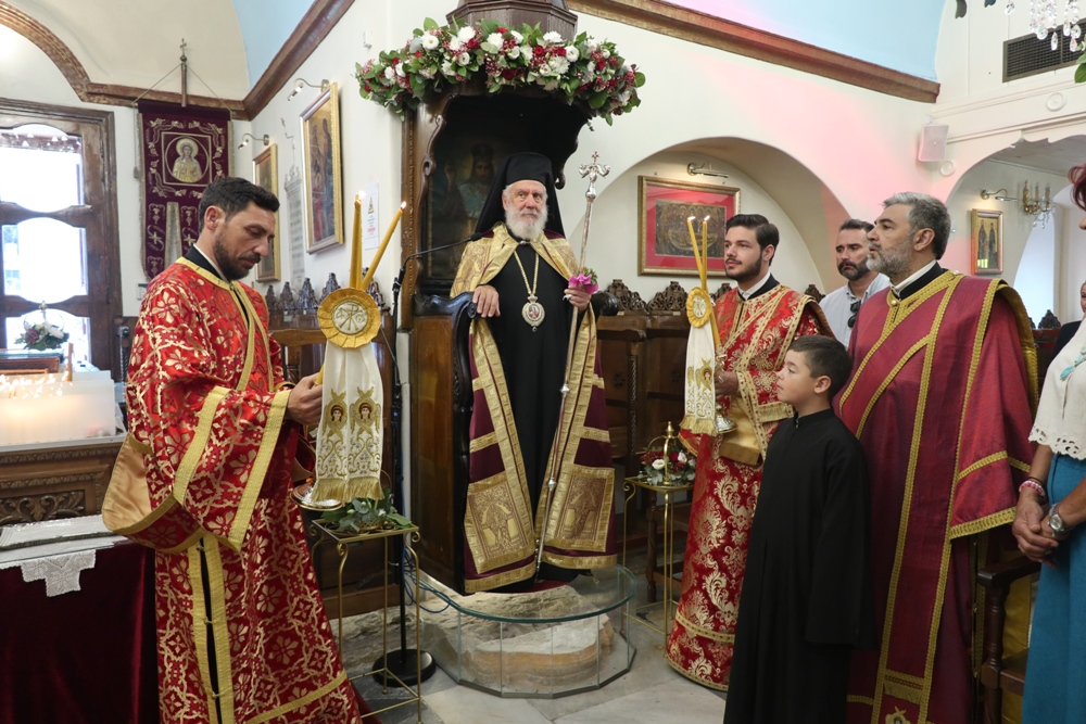 Πανηγύρισε για πρώτη φορά ο ανεγερθείς ναός της Αγίας Κυριακής Μυκόνου - μια φωτογραφία 8
