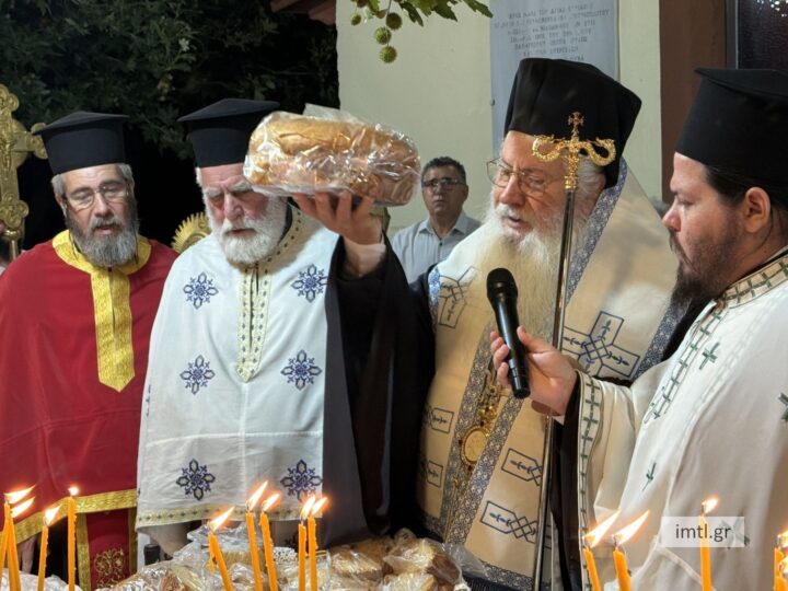 Θηβών Γεώργιος: Να μιμηθούμε την ακράδαντη πίστη της Αγίας Κυριακής - μια φωτογραφία 8