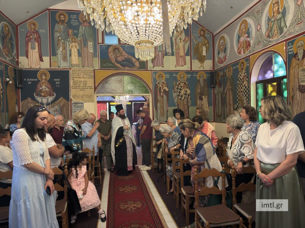 Θηβών Γεώργιος: Να μιμηθούμε την ακράδαντη πίστη της Αγίας Κυριακής - μια φωτογραφία 17