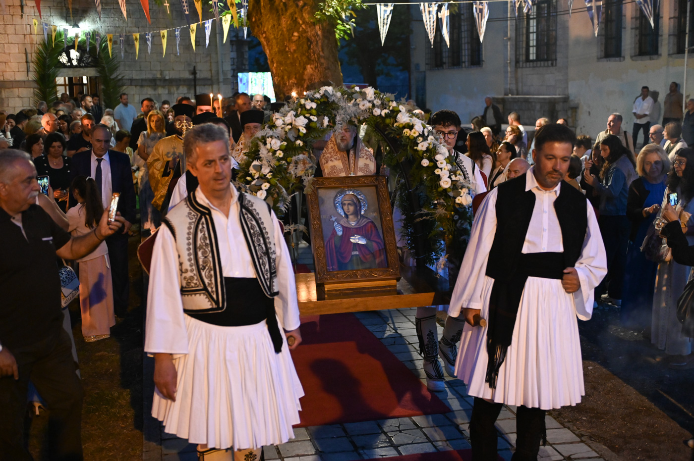Μητρ. Μάνης: Η αλλαγή της κοινωνίας αρχίζει από τη μεταμόρφωση του ανθρώπου - μια φωτογραφία 18