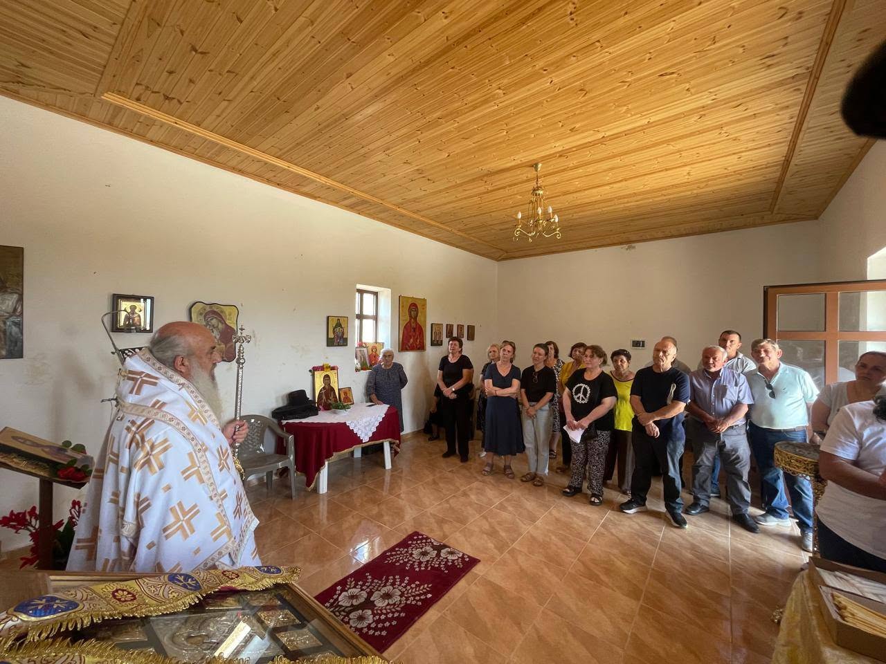 Θυρανοίξια στον ναό της Αγίας Μαρίνης στη Λούγγαρη Δροπόλεως - μια φωτογραφία 2