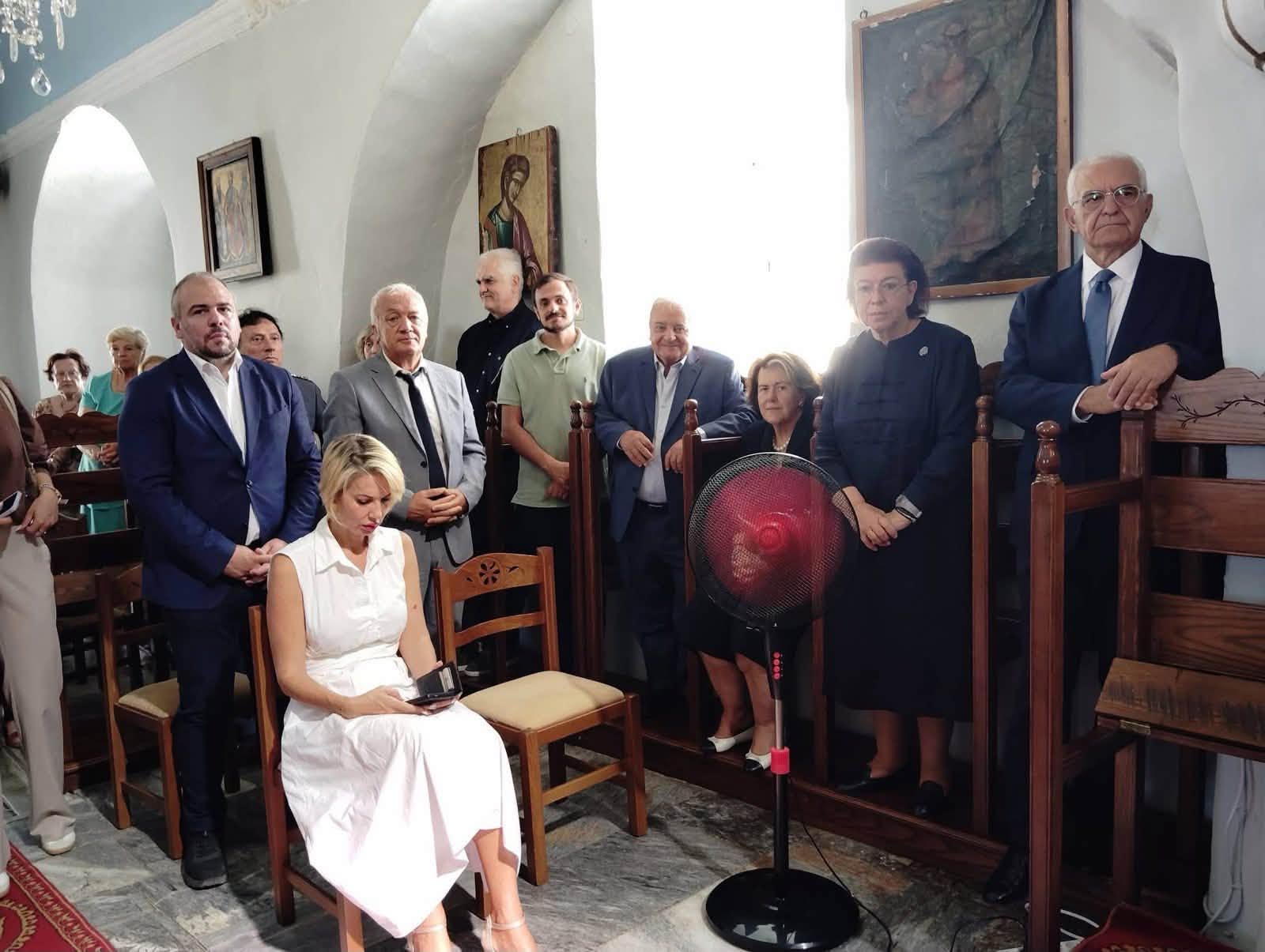 Ο Πατριάρχης Αλεξανδρείας Θεόδωρος Β' λειτούργησε στην Αμοργό - μια φωτογραφία 3