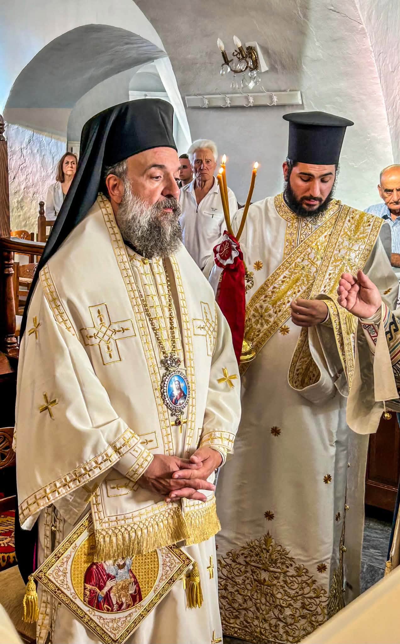 Ο Πατριάρχης Αλεξανδρείας Θεόδωρος Β' λειτούργησε στην Αμοργό - μια φωτογραφία 5