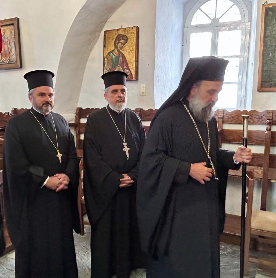Ο Πατριάρχης Αλεξανδρείας Θεόδωρος Β' λειτούργησε στην Αμοργό - μια φωτογραφία 8
