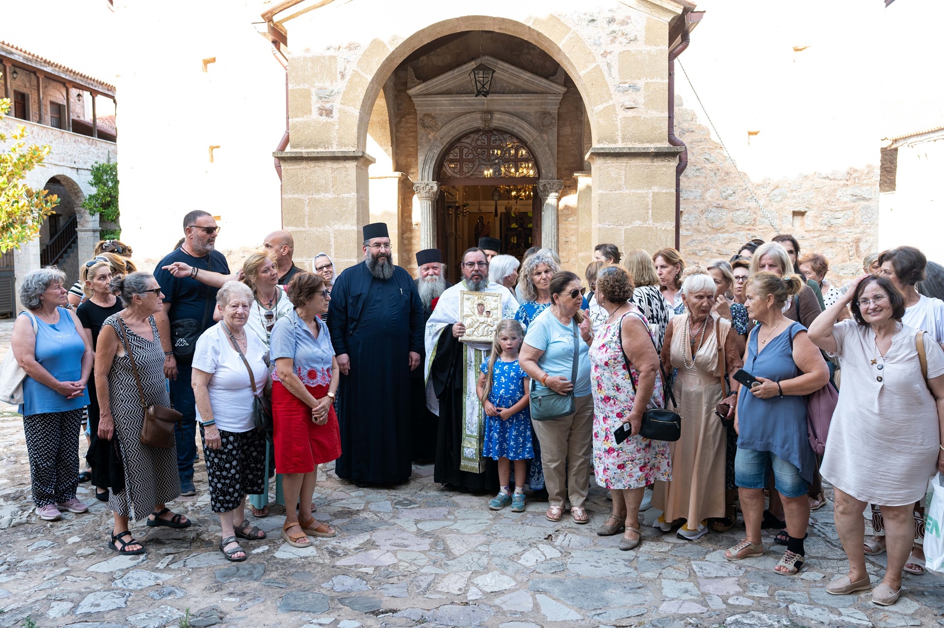 Η Παναγία Βουλκανιώτισσα επέστρεψε στον μόνιμο θρόνο της - μια φωτογραφία 7
