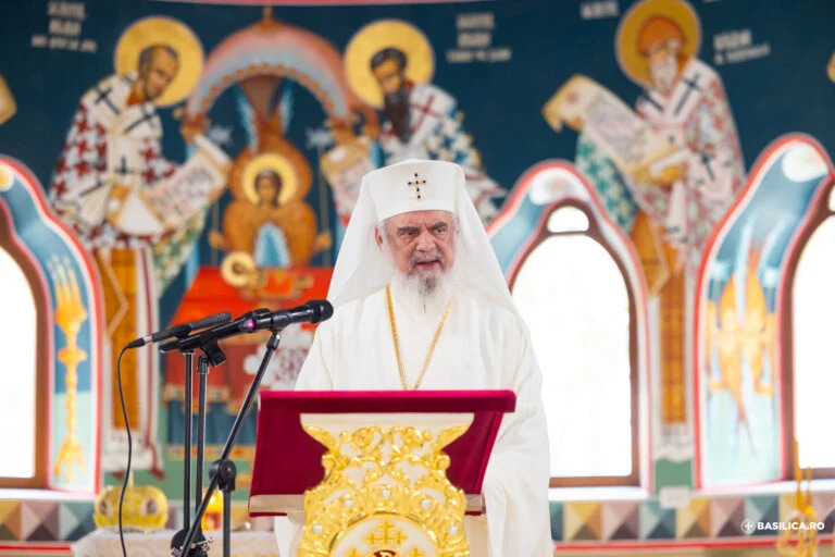 Ο Πατριάρχης Δανιήλ εόρτασε τα 75α γενέθλιά του - μια φωτογραφία 3