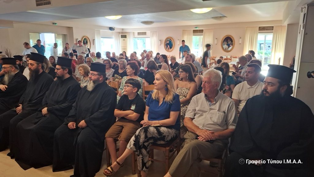 Παρουσιάστηκε στο Μεσολόγγι το βιβλίο «Πολιορκουμένη Ιερά Πόλις» - μια φωτογραφία 2