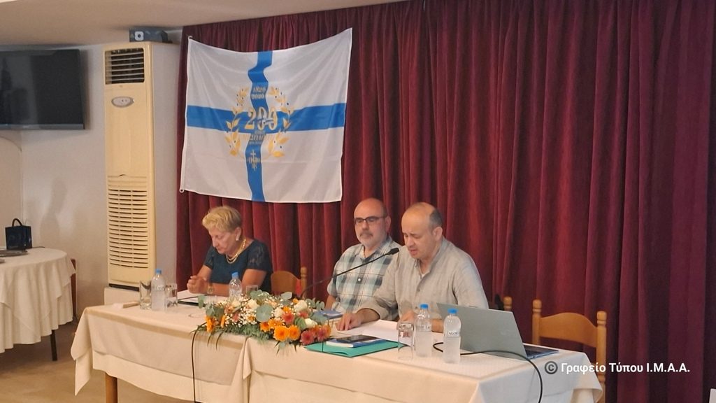 Παρουσιάστηκε στο Μεσολόγγι το βιβλίο «Πολιορκουμένη Ιερά Πόλις» - μια φωτογραφία 11