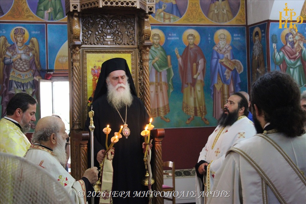Εσπερινός της Μεταμορφώσεως στην Άρτα και υποδοχή της Παναγίας Ροβέλιστας  - μια φωτογραφία 8