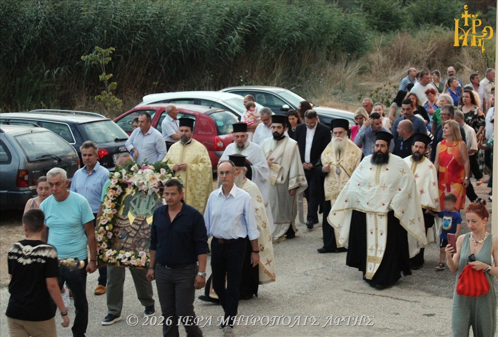 Εσπερινός της Μεταμορφώσεως στην Άρτα και υποδοχή της Παναγίας Ροβέλιστας  - μια φωτογραφία 10