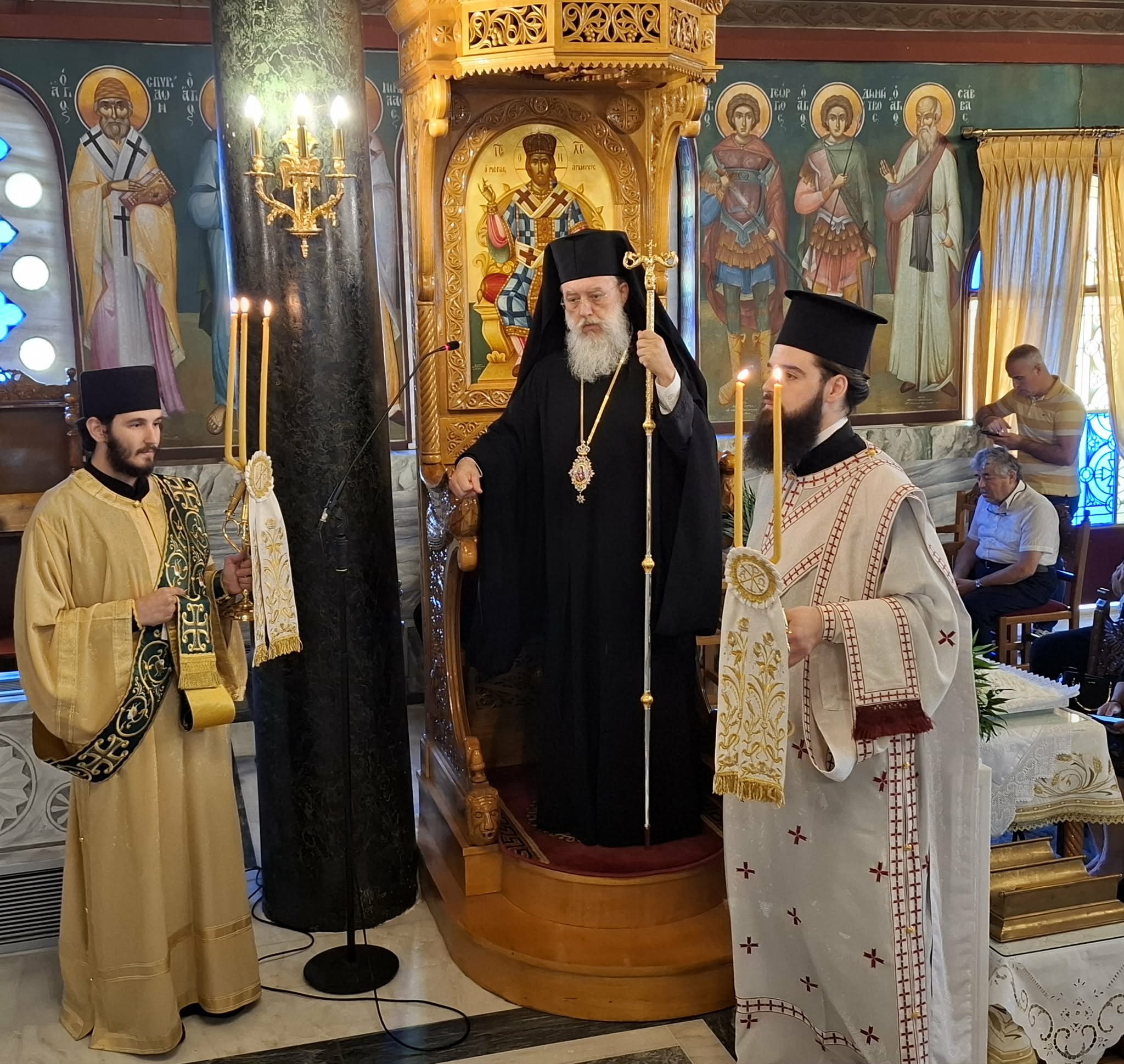 Ο Μητρ. Κηφισίας προσκύνησε και τίμησε την Τιμία Κάρα του Οσίου Γερβασίου - μια φωτογραφία 1