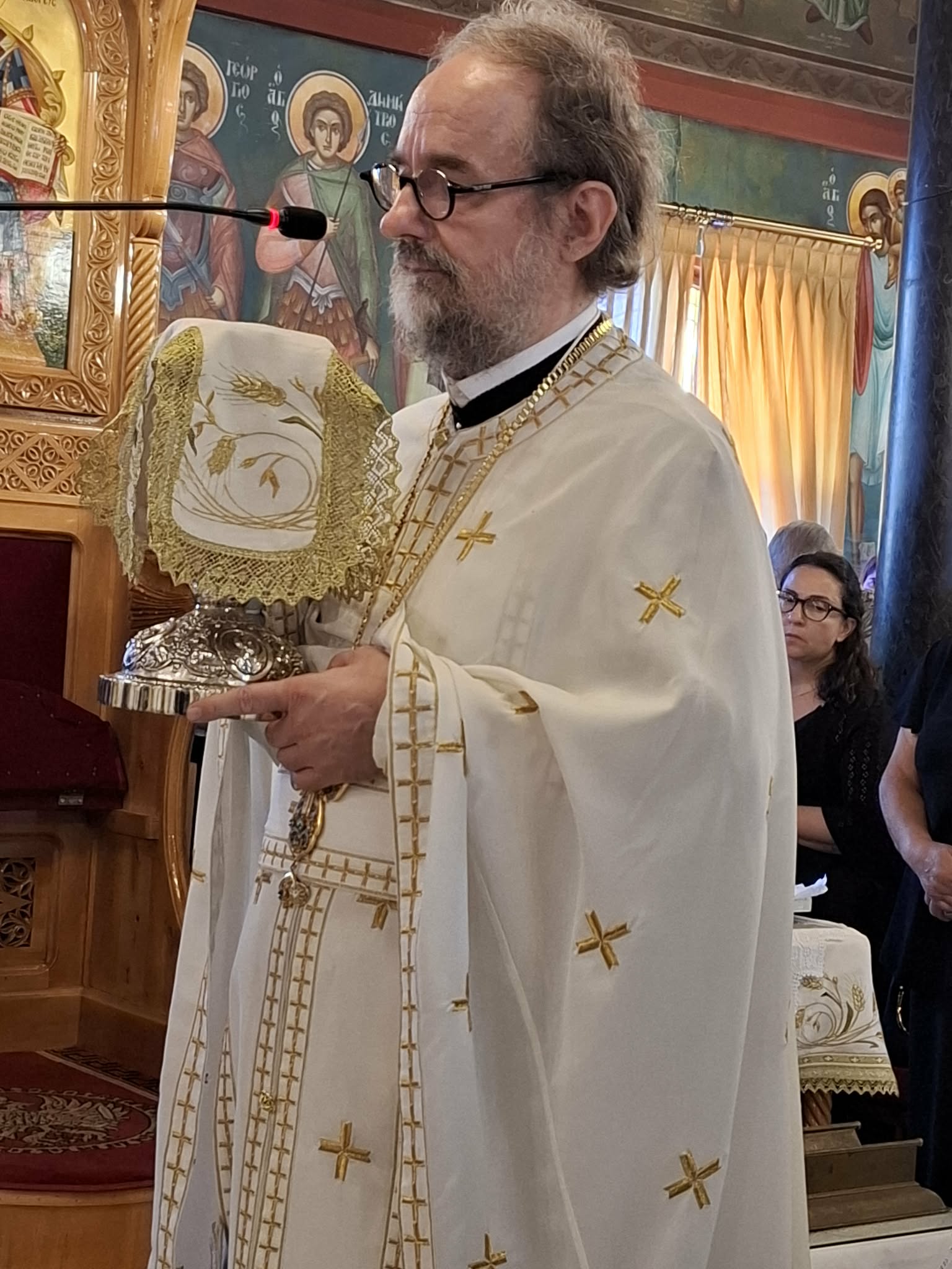 Ο Μητρ. Κηφισίας προσκύνησε και τίμησε την Τιμία Κάρα του Οσίου Γερβασίου - μια φωτογραφία 12