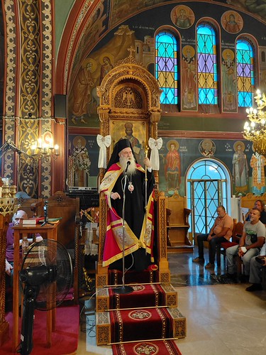 Ο Κορίνθου Παύλος στις τελευταίες Παρακλήσεις σε ενορίες της Κορινθίας - μια φωτογραφία 1