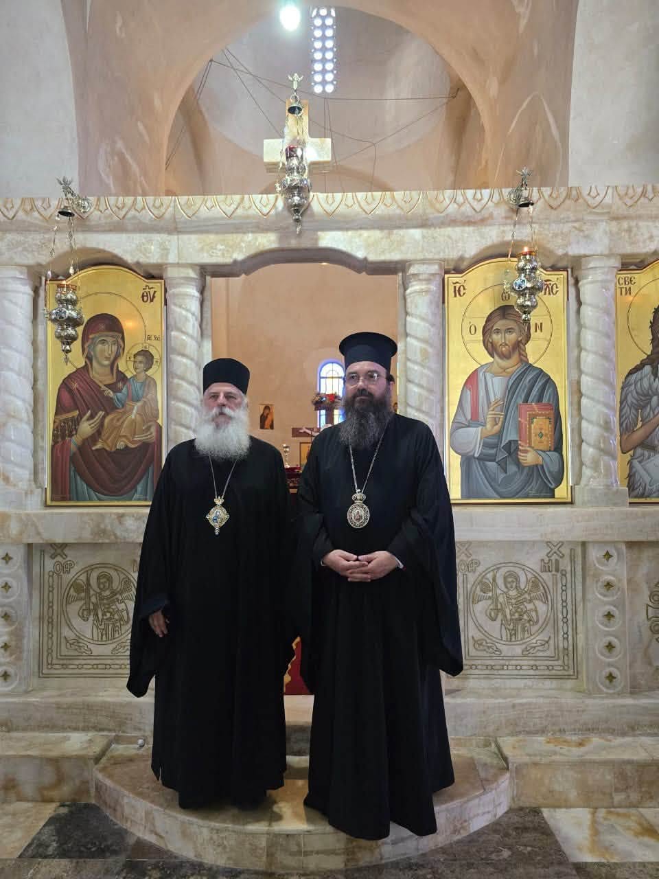 Ο Μητροπολίτης Κορυτσάς συναντήθηκε με τον Μητροπολίτη Πρέσπης - μια φωτογραφία 2