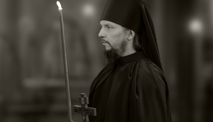 &Mu;&omicron;&nu;&alpha;&chi;ό&sigmaf; Barsanuphius (Turyansky). &Phi;&omega;&tau;&omicron;&gamma;&rho;&alpha;&phi;ί&alpha;: Svyatogorsk Lavra