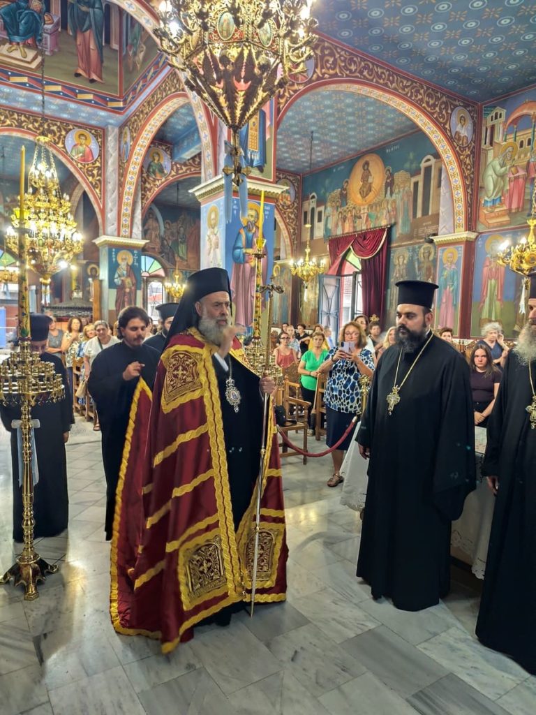 Πάνδημος Εσπερινός προς τιμήν του Αγίου Αλεξάνδρου τελέσθηκε στην Καρδίτσα - μια φωτογραφία 17