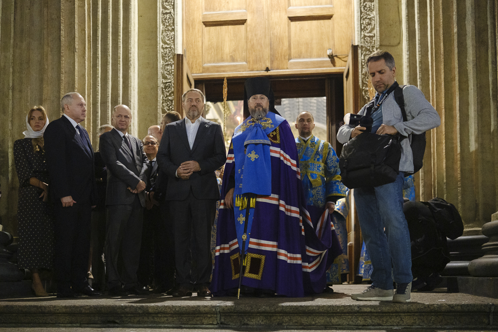 Το ιερό λείψανο του Αγίου Σπυρίδωνος έφτασε στην Αγία Πετρούπολη - μια φωτογραφία 5