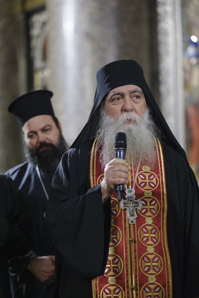 Το ιερό λείψανο του Αγίου Σπυρίδωνος έφτασε στην Αγία Πετρούπολη - μια φωτογραφία 18