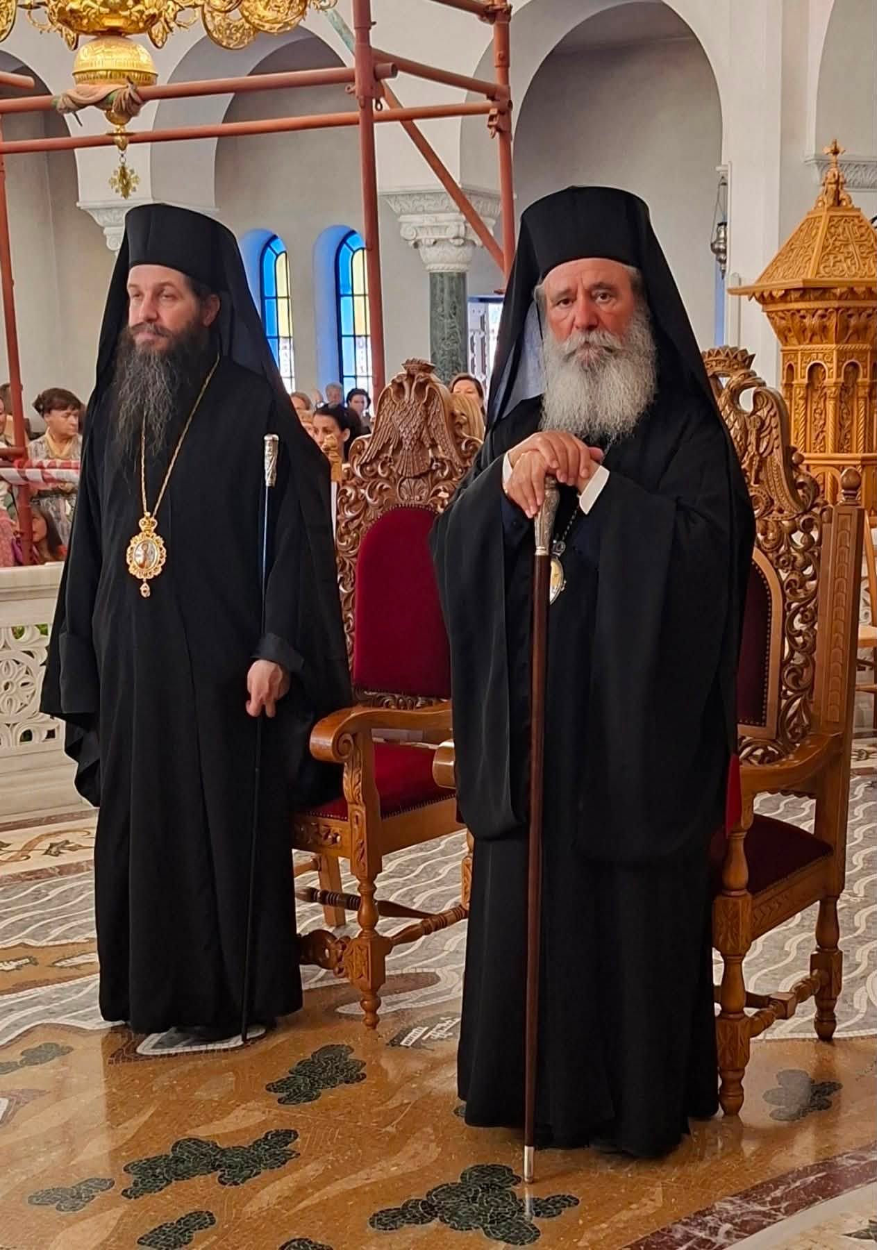 Μέγας Τρισαρχιερατικός Εσπερινός τελέστηκε στον Άγιο Νεκτάριο Αίγινας - μια φωτογραφία 7